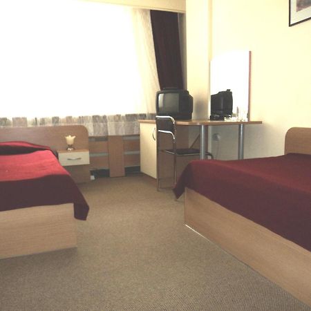 Hotel Of Bulgarian Academy Of Sciences Sofía Habitación foto